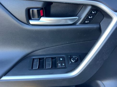 Certified 2021 Toyota RAV4 Limited image 8