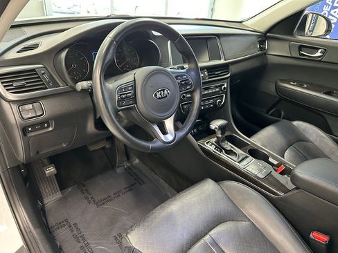 Used 2018 Kia Optima EX w/ Premium Package image 16