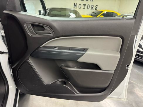 Used 2017 Chevrolet Colorado W/T w/ WT Convenience Package image 24