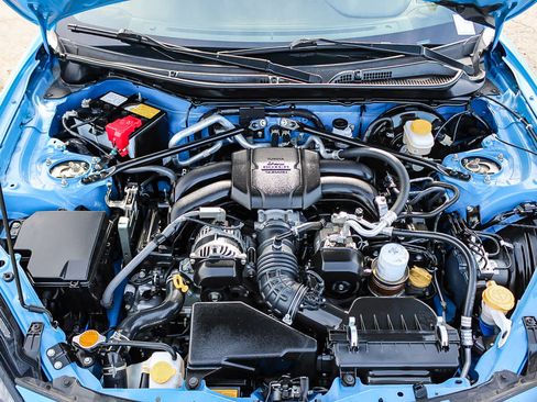 Used 2023 Toyota GR86 w/ ALL Weather Mat Package (TMS) image 26