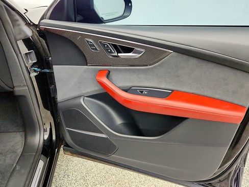 Used 2023 Audi SQ8 Prestige w/ Prestige Package AWD/4WD image 28