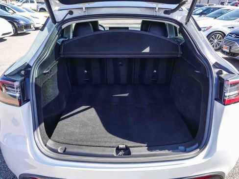 Used 2023 Tesla Model Y Performance image 26