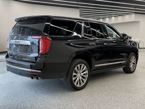 Used 2023 GMC Yukon Denali AWD/4WD image 3