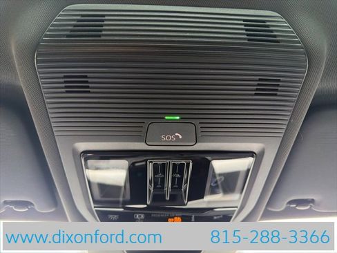 New 2026 Volkswagen Tiguan SE R-Line image 18