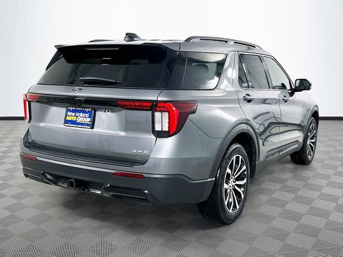 New 2026 Ford Explorer ST-Line AWD/4WD image 7