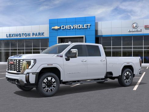 New 2026 GMC Sierra 3500 Denali w/ Denali Reserve Package image 2