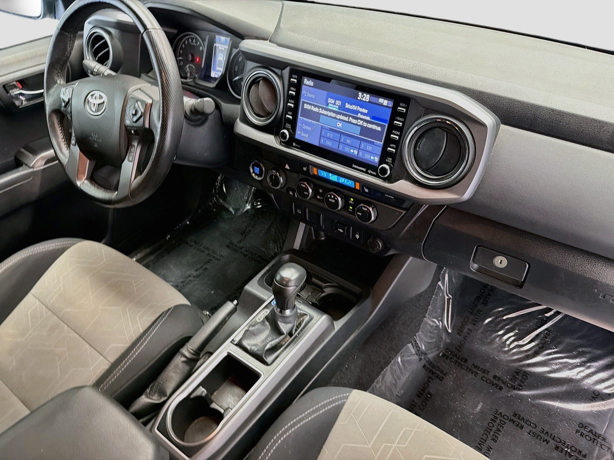 Used 2022 Toyota Tacoma TRD Off-Road w/ TRD Premium Off Road Package AWD/4WD image 12