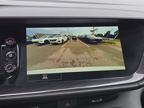 Used 2023 Buick Envision Preferred w/ Premium Seat Package AWD/4WD image 23