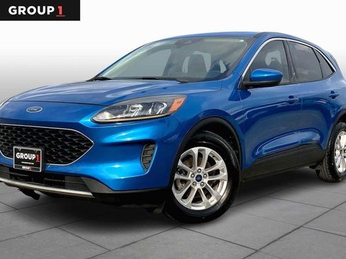 Used 2020 Ford Escape SE image 1