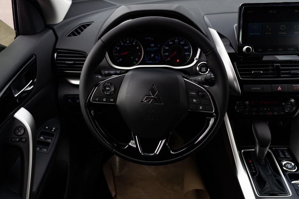 New 2026 Mitsubishi Eclipse Cross SE AWD/4WD image 11