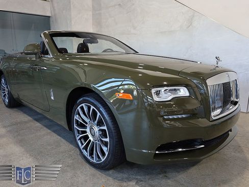 Used 2021 Rolls-Royce Dawn RWD image 49