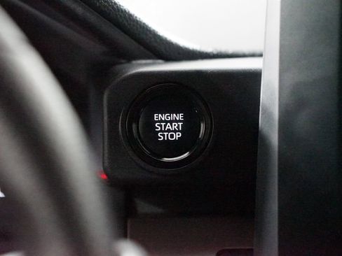 Used 2024 Toyota Tacoma SR5 image 19