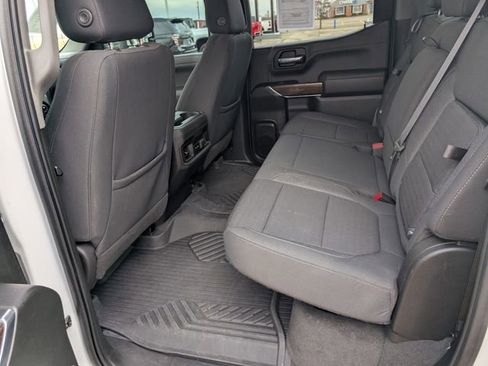Used 2022 Chevrolet Silverado 1500 RST image 11