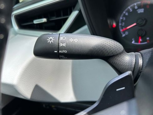 Used 2020 Toyota Corolla SE FWD image 21