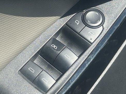 Used 2025 Chevrolet Equinox LT w/ Convenience Package II AWD/4WD image 25