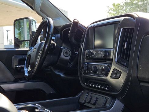 Used 2018 Chevrolet Silverado 2500 LTZ w/ Duramax Plus Package AWD/4WD image 9