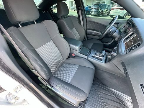 Used 2023 Dodge Charger R/T w/ Blacktop Package image 26