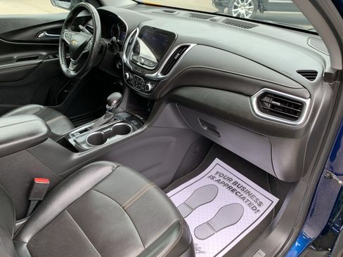 Used 2022 Chevrolet Equinox Premier FWD image 39