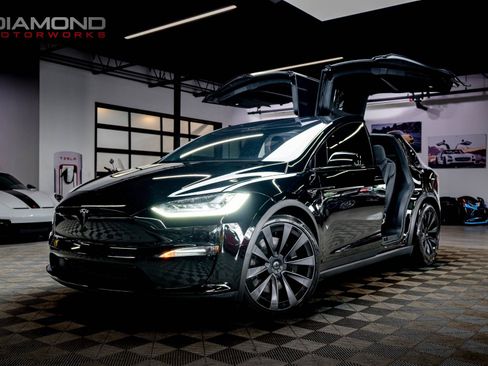 Used 2022 Tesla Model X Plaid AWD/4WD image 8