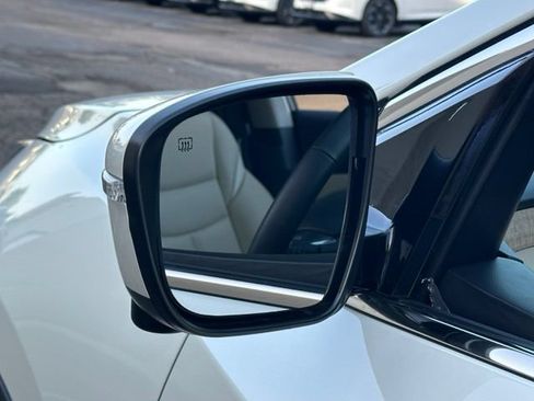 Certified 2023 Nissan Murano SL w/ SL Moonroof Package AWD/4WD image 10