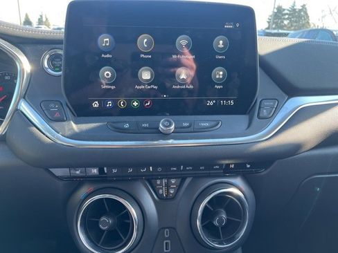 Used 2024 Chevrolet Blazer LT image 11