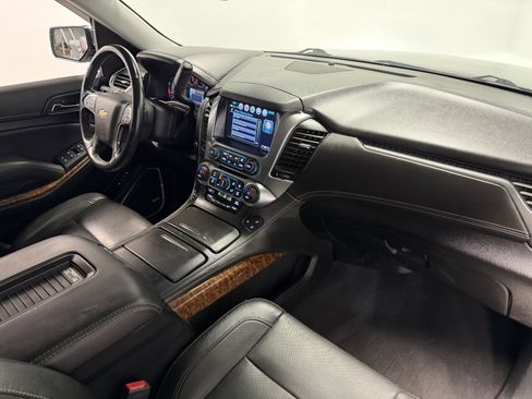 Used 2020 Chevrolet Tahoe Premier AWD/4WD image 21