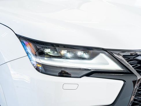 Used 2024 Lexus LX 600 F Sport image 18