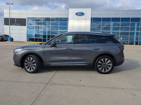 Used 2022 Lincoln Corsair Reserve w/ Equipment Group 201A image 5