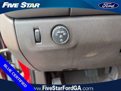 Used 2021 GMC Canyon Denali RWD image 16