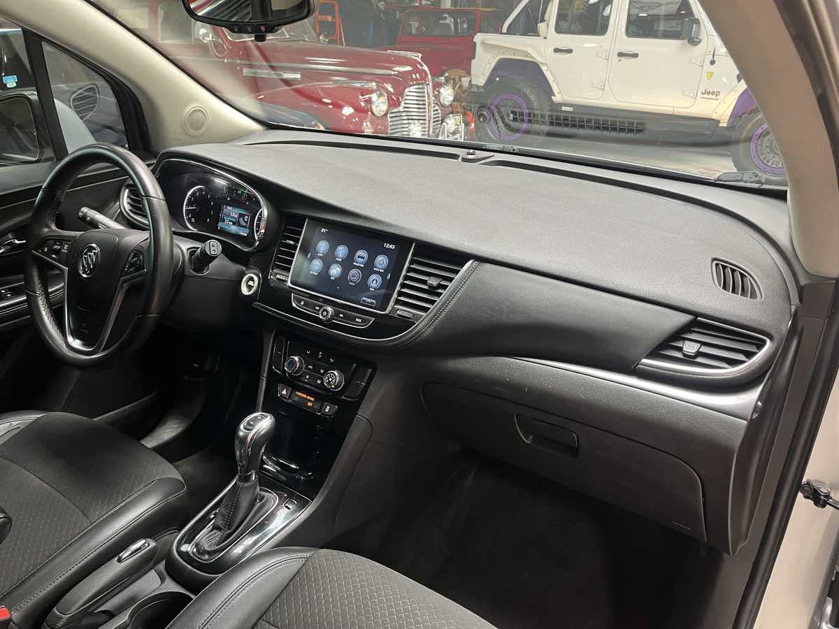 Used 2018 Buick Encore Preferred FWD image 10