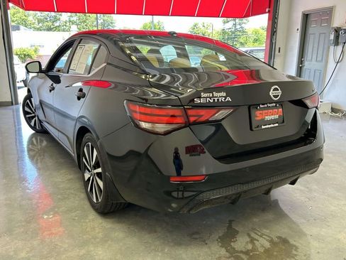 Used 2022 Nissan Sentra SV w/ SV Premium Package FWD image 5