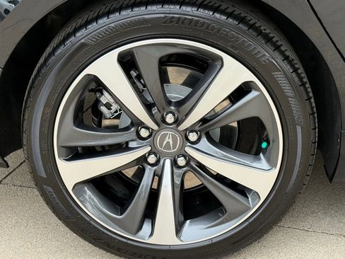 Certified 2025 Acura TLX w/ Technology Package image 11