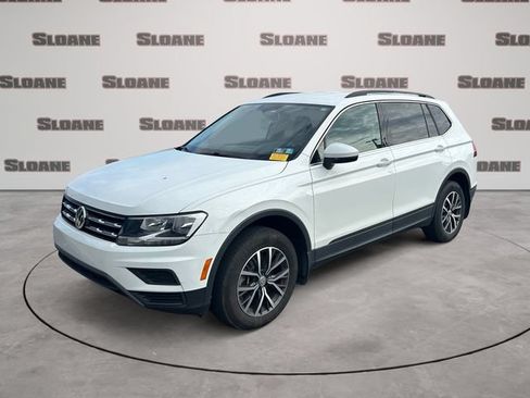 Used 2019 Volkswagen Tiguan SE AWD/4WD image 1