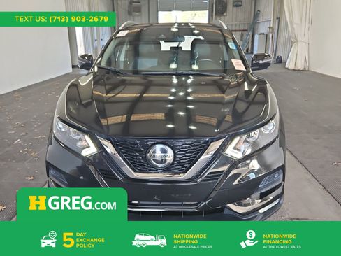 Used 2020 Nissan Rogue Sport SV w/ Technology Package image 1