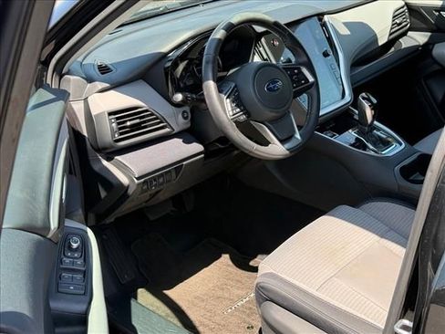 Used 2023 Subaru Outback Premium AWD/4WD image 9