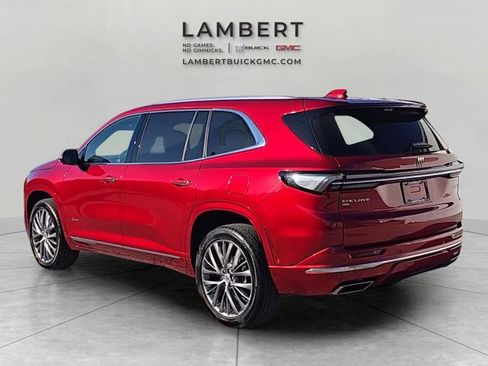 Used 2025 Buick Enclave Avenir w/ Super Cruise Package image 8