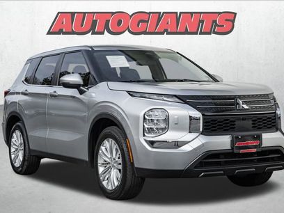 Used 2022 Mitsubishi Outlander ES
