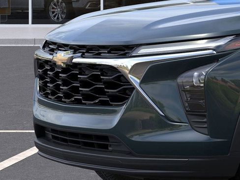 New 2026 Chevrolet Trax LS w/ LS Convenience Package FWD image 14