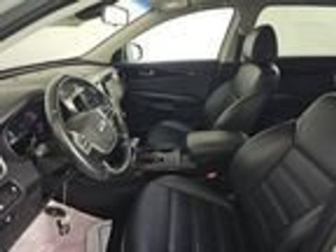 Used 2020 Kia Sorento EX AWD/4WD image 2
