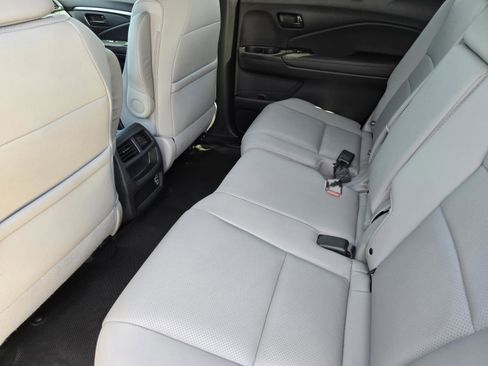 Used 2023 Honda Passport EX-L image 24