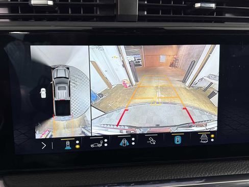 Used 2023 GMC Sierra 1500 Denali w/ Technology Package image 30