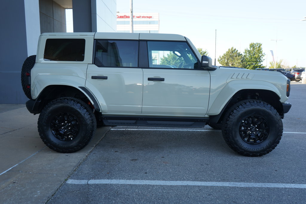 New 2026 Ford Bronco Raptor AWD/4WD image 10