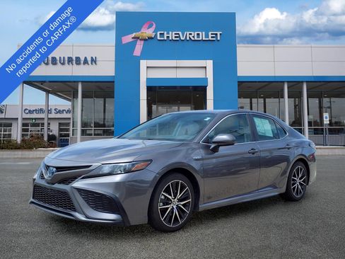 Used 2021 Toyota Camry SE FWD image 1