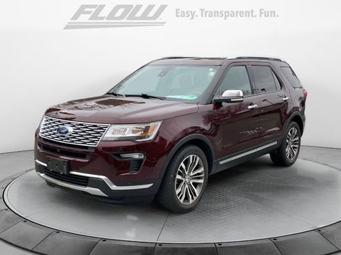 Used 2018 Ford Explorer Platinum image 3