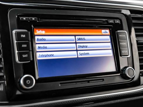 Used 2014 Volkswagen Beetle GSR image 30