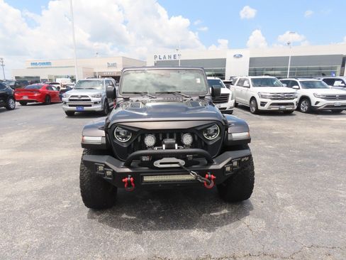 Used 2022 Jeep Wrangler Unlimited Rubicon w/ Xtreme Recon 35" Tire Package AWD/4WD image 3