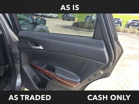 Used 2011 Honda Crosstour EX image 18