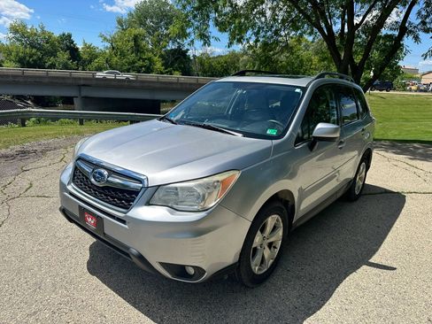 Used 2014 Subaru Forester 2.5i Limited w/ Popular Package #2 AWD/4WD image 2