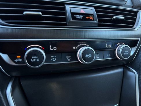 Used 2019 Honda Accord LX image 21