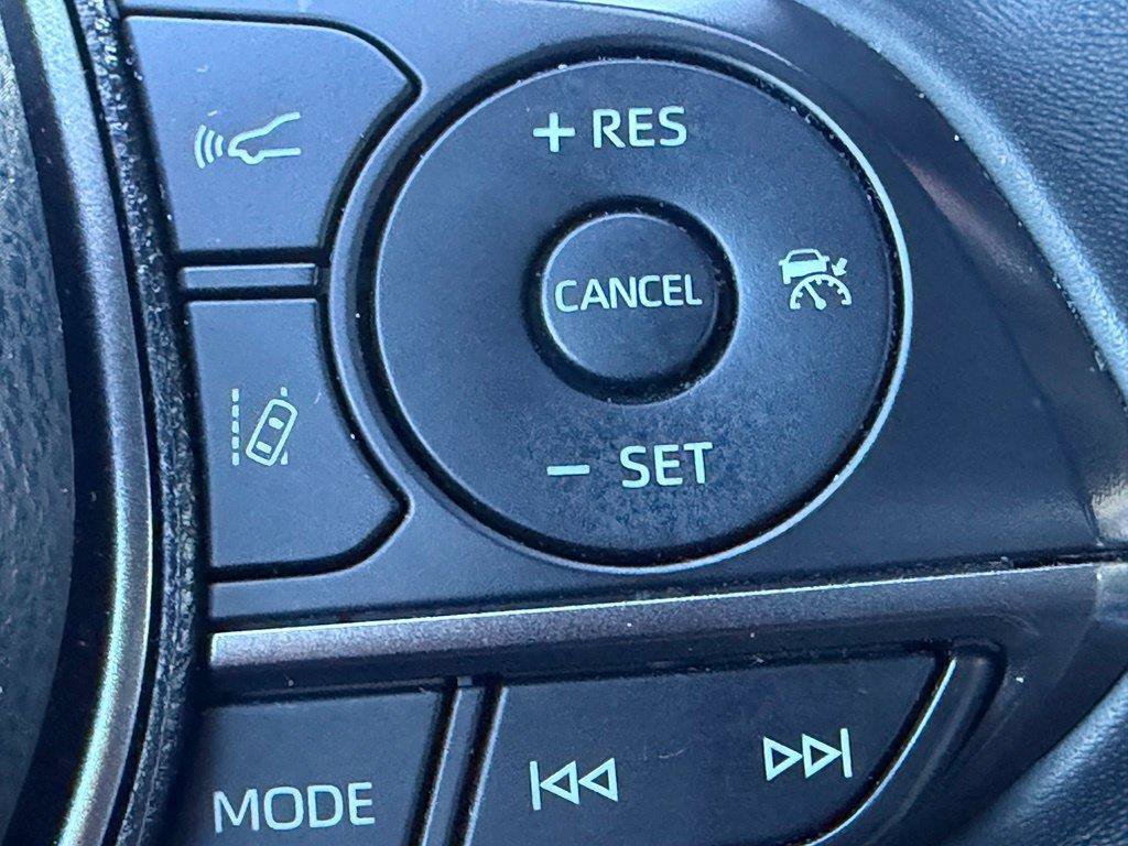 Used 2024 Toyota Camry SE FWD image 19